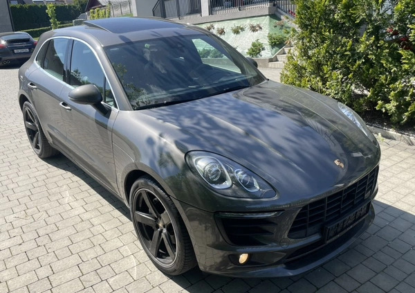 Porsche Macan cena 129800 przebieg: 150000, rok produkcji 2014 z Biała małe 704